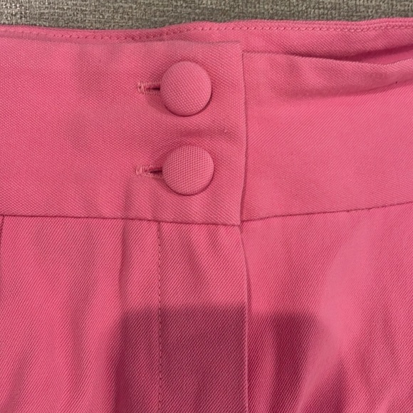 Matching Set- Cropped Blazer & High Waisted Shorts - Picture 8 of 10